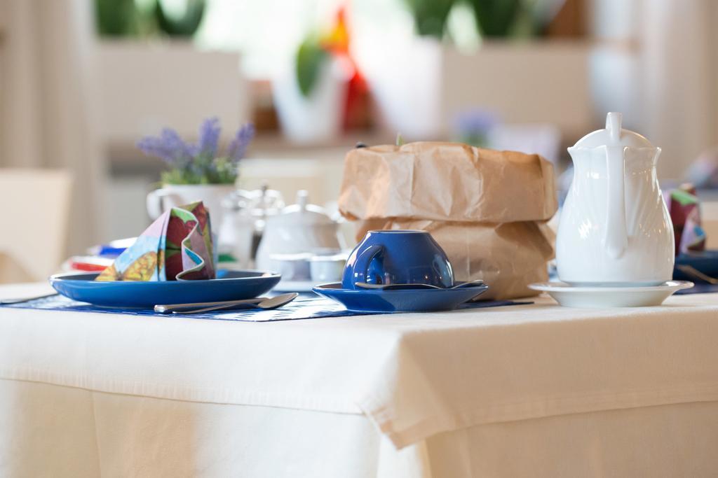 Hotel Erika Malcesine Ngoại thất bức ảnh